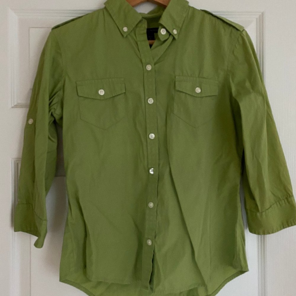 Banana Republic 3.4 sleeve button down